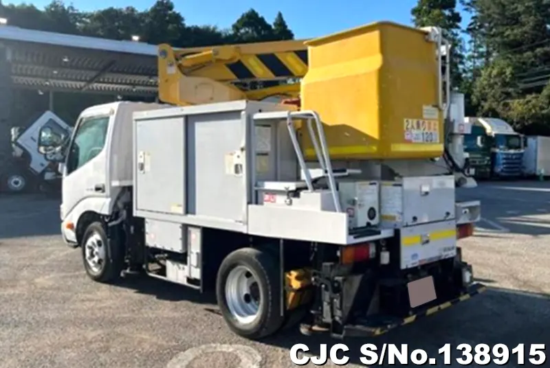 2013 Hino / Dutro Stock No. 138915