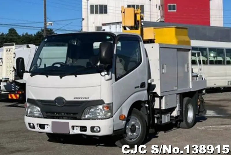 2013 Hino / Dutro Stock No. 138915