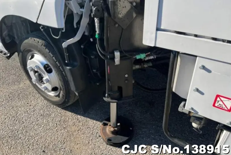 2013 Hino / Dutro Stock No. 138915