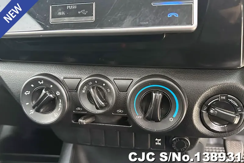 2018 Toyota / Hilux / Revo Stock No. 138931
