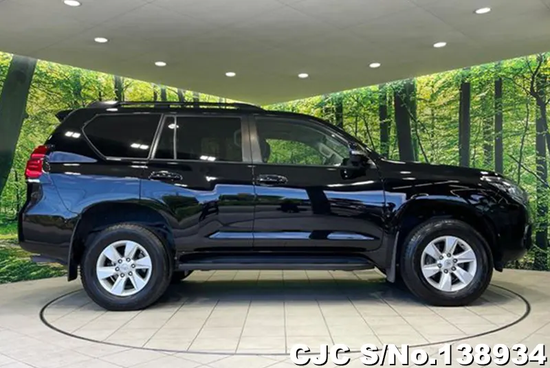 2023 Toyota / Land Cruiser Prado Stock No. 138934