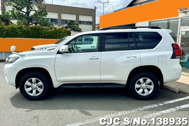 2023 Toyota / Land Cruiser Prado Stock No. 138935