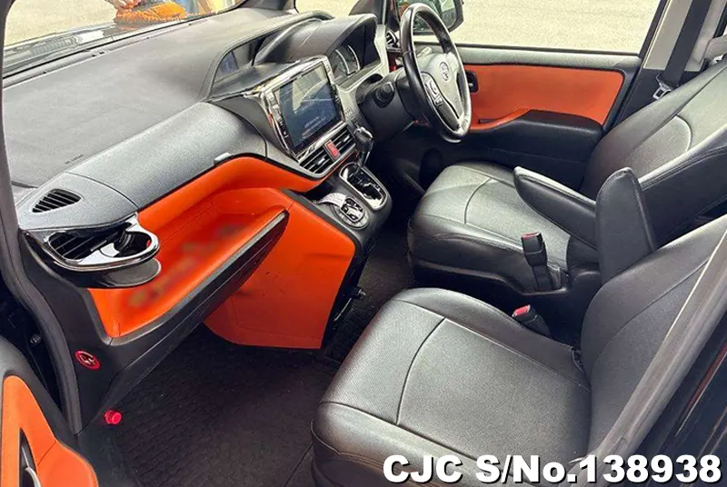 2016 Toyota / Voxy Stock No. 138938