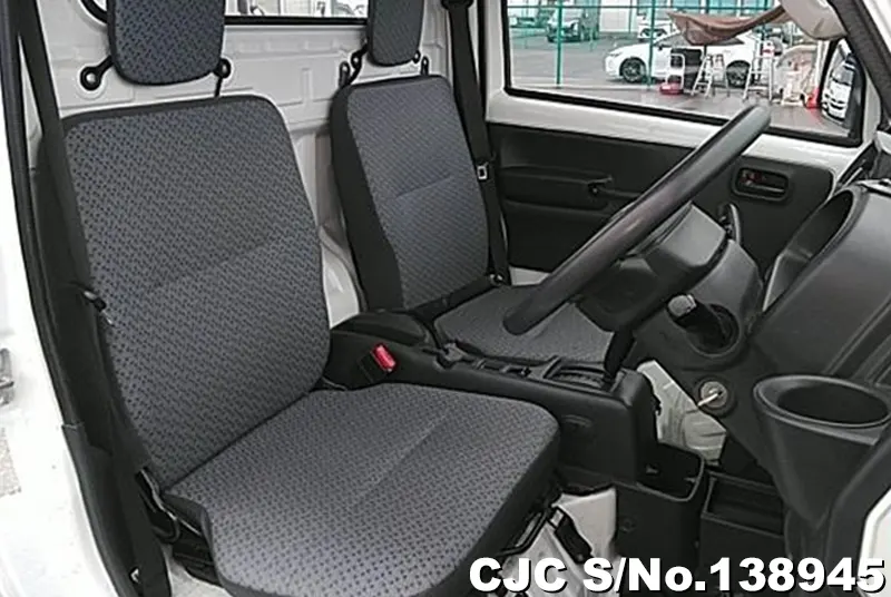 2017 Suzuki / Carry Stock No. 138945