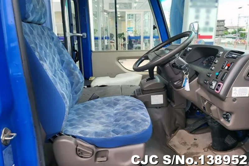 2015 Mitsubishi / Rosa Stock No. 138952