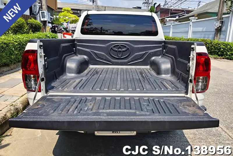2019 Toyota / Hilux / Revo Stock No. 138956
