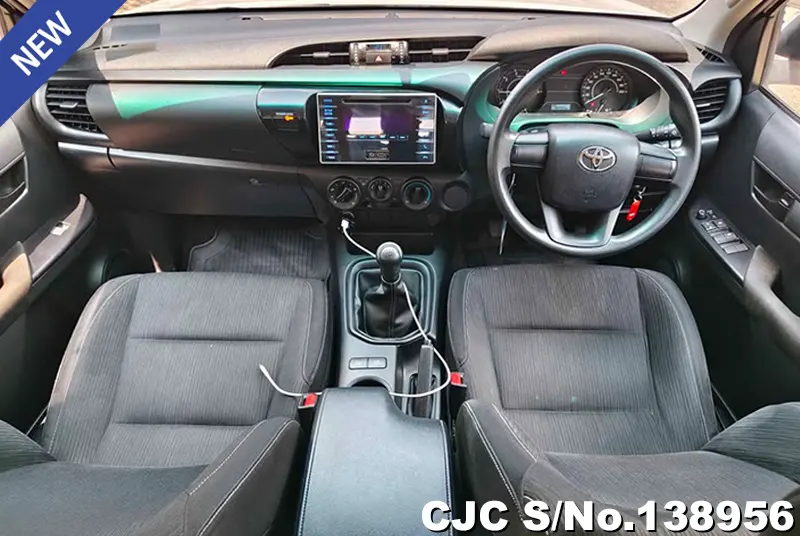 2019 Toyota / Hilux / Revo Stock No. 138956