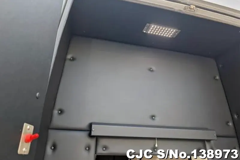 2017 Mitsubishi / Rosa Stock No. 138973