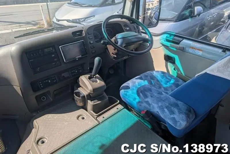 2017 Mitsubishi / Rosa Stock No. 138973