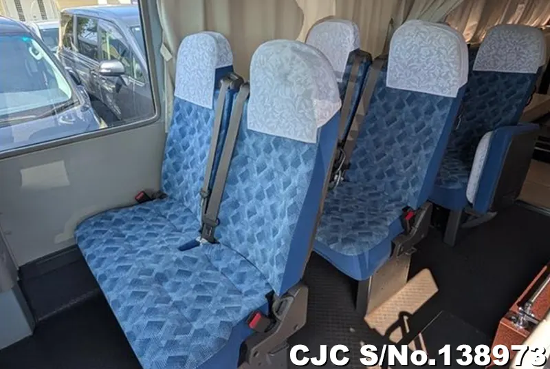 2017 Mitsubishi / Rosa Stock No. 138973