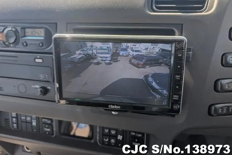 2017 Mitsubishi / Rosa Stock No. 138973