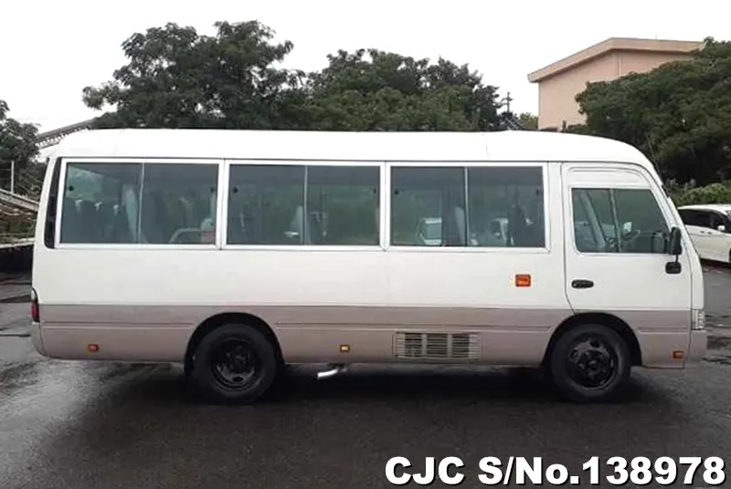 2011 Hino / Liesse Stock No. 138978