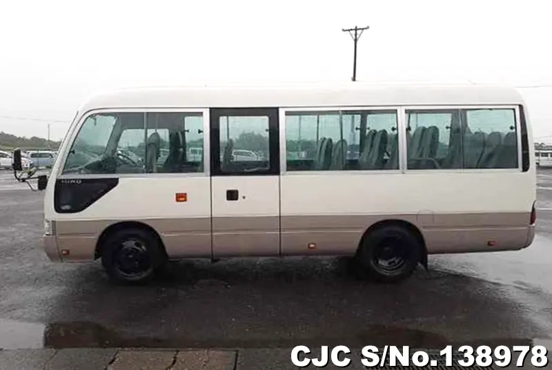 2011 Hino / Liesse Stock No. 138978
