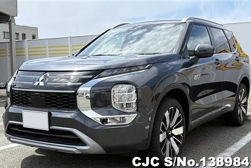2025 Mitsubishi / Outlander Stock No. 138984