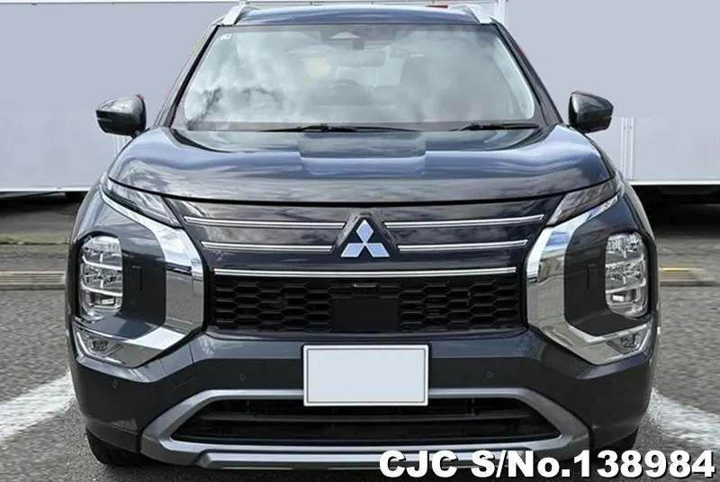 2025 Mitsubishi / Outlander Stock No. 138984