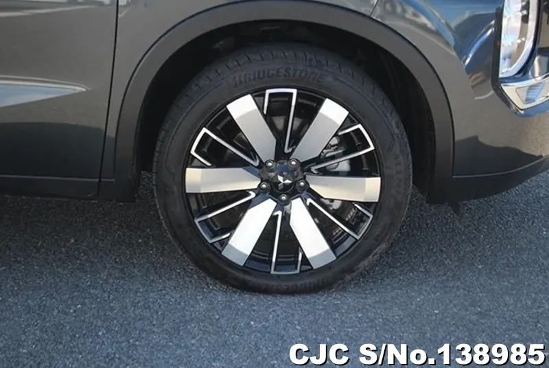 2025 Mitsubishi / Outlander Stock No. 138985