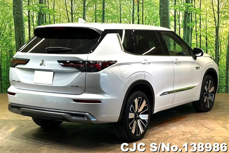 2025 Mitsubishi / Outlander Stock No. 138986