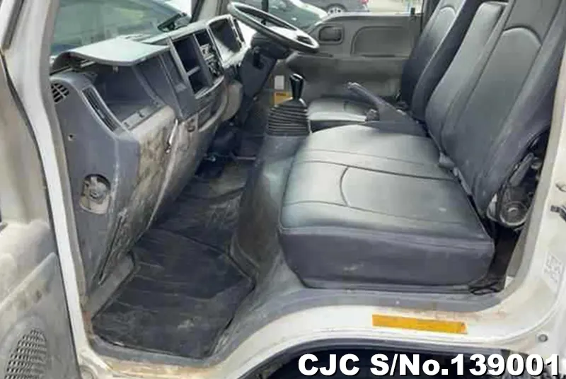 2008 Isuzu / Elf Stock No. 139001