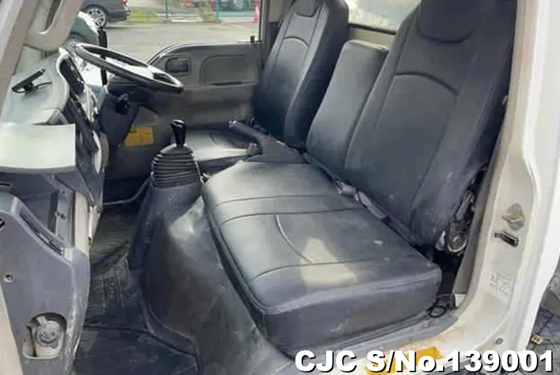 2008 Isuzu / Elf Stock No. 139001