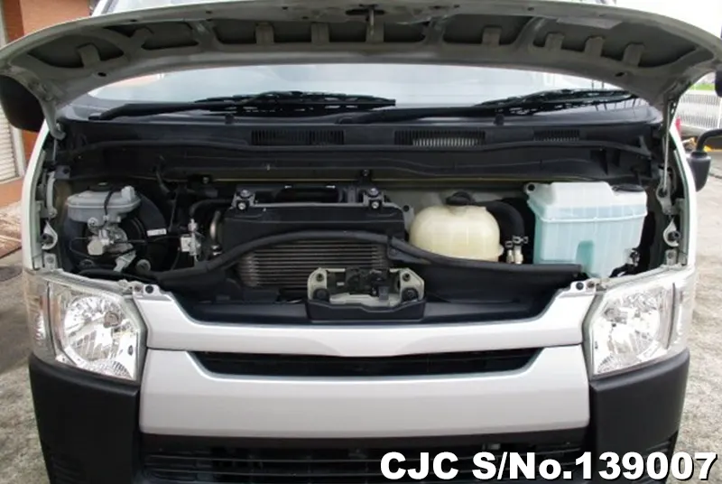 2017 Toyota / Hiace Stock No. 139007