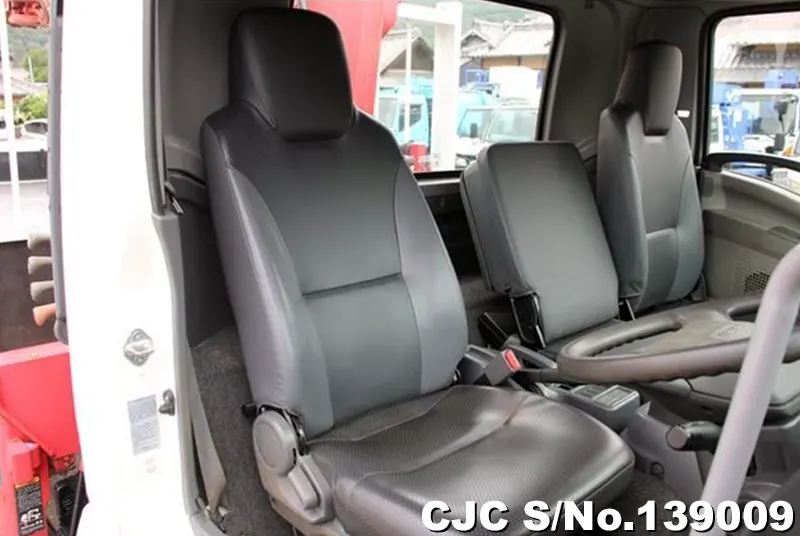 2016 Isuzu / Forward Stock No. 139009