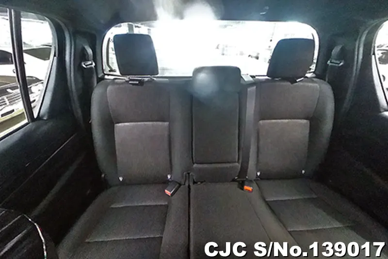 2019 Toyota / Hilux Stock No. 139017