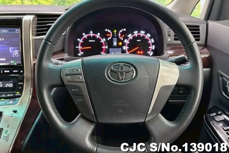 2012 Toyota / Vellfire Stock No. 139018