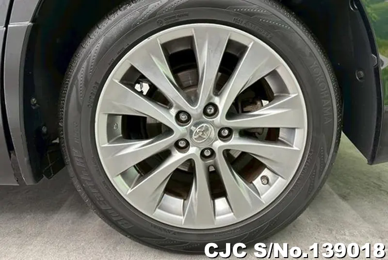 2012 Toyota / Vellfire Stock No. 139018
