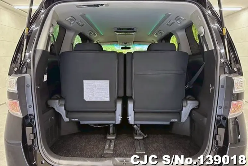2012 Toyota / Vellfire Stock No. 139018