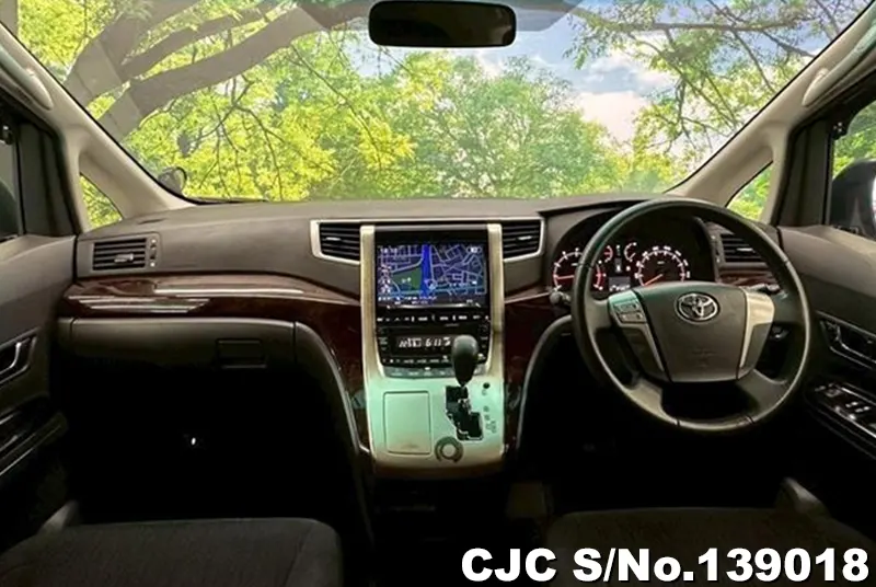 2012 Toyota / Vellfire Stock No. 139018