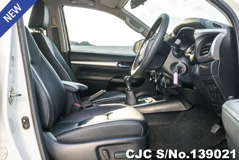 2022 Toyota / Hilux / Revo Stock No. 139021