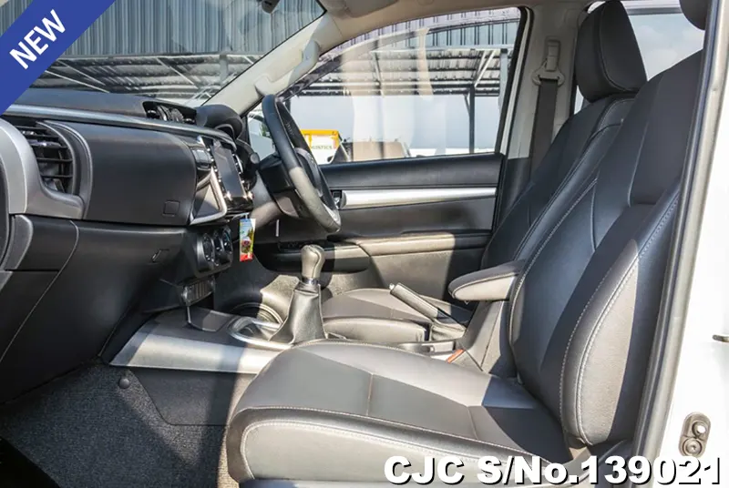 2022 Toyota / Hilux / Revo Stock No. 139021