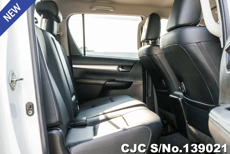 2022 Toyota / Hilux / Revo Stock No. 139021