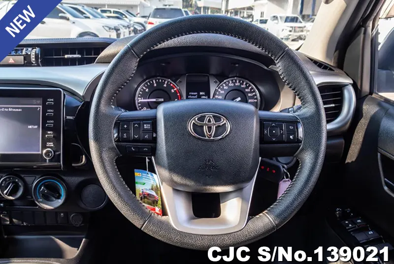 2022 Toyota / Hilux / Revo Stock No. 139021