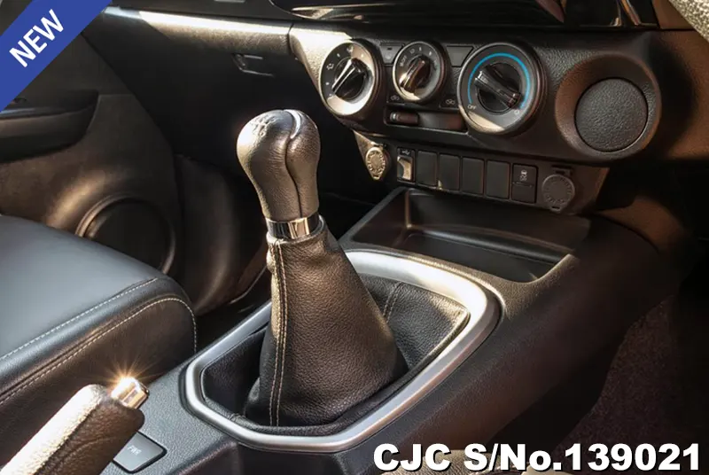 2022 Toyota / Hilux / Revo Stock No. 139021
