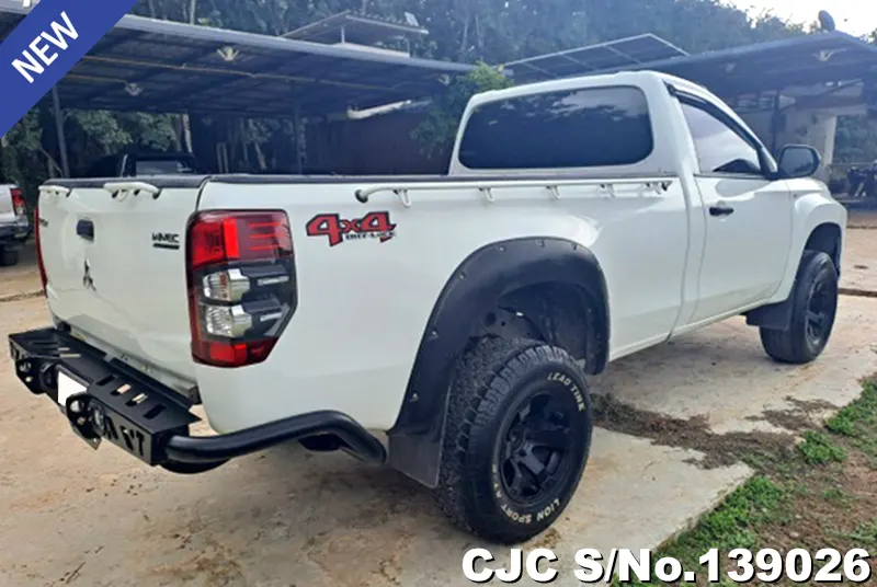 2021 Mitsubishi / Triton Stock No. 139026