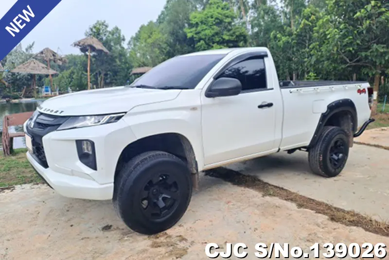 2021 Mitsubishi / Triton Stock No. 139026