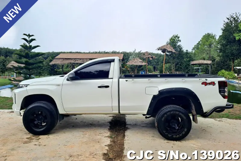 2021 Mitsubishi / Triton Stock No. 139026