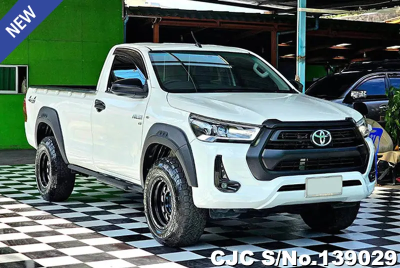 2021 Toyota / Hilux / Revo Stock No. 139029