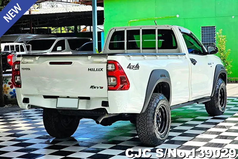 2021 Toyota / Hilux / Revo Stock No. 139029