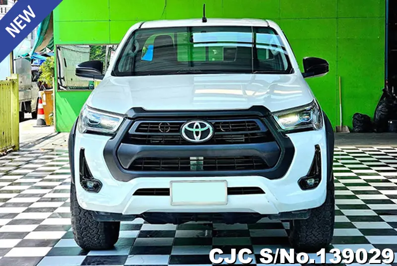 2021 Toyota / Hilux / Revo Stock No. 139029