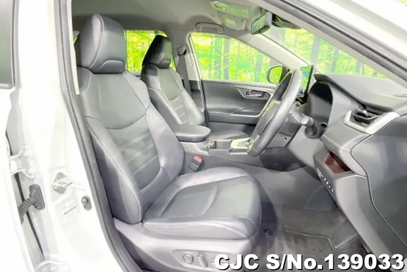 2022 Toyota / Rav4 Stock No. 139033