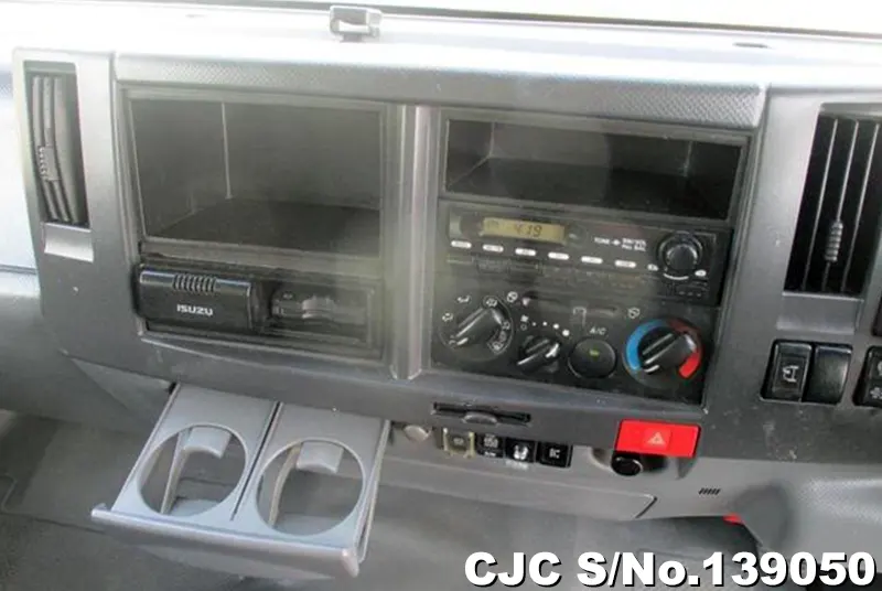 2013 Isuzu / Elf Stock No. 139050