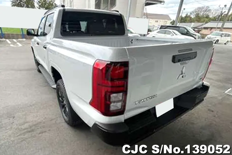 2026 Mitsubishi / Triton Stock No. 139052