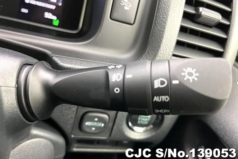 2025 Toyota / Hiace Stock No. 139053