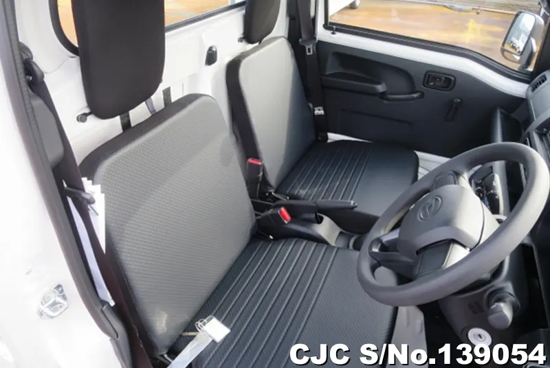 2025 Daihatsu / Hijet Stock No. 139054