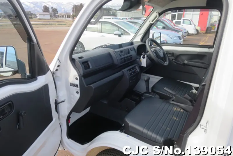 2025 Daihatsu / Hijet Stock No. 139054