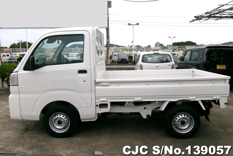 2026 Daihatsu / Hijet Stock No. 139057