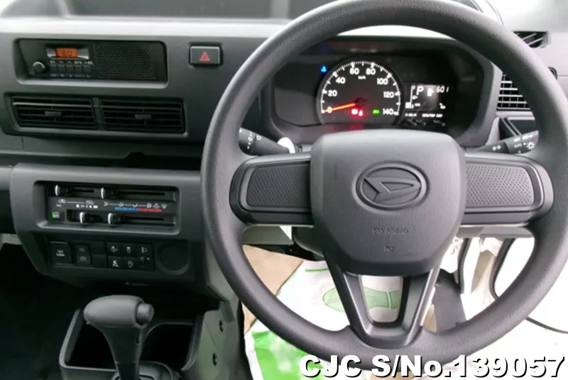2026 Daihatsu / Hijet Stock No. 139057