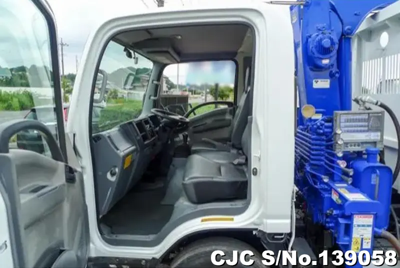 2013 Isuzu / Elf Stock No. 139058